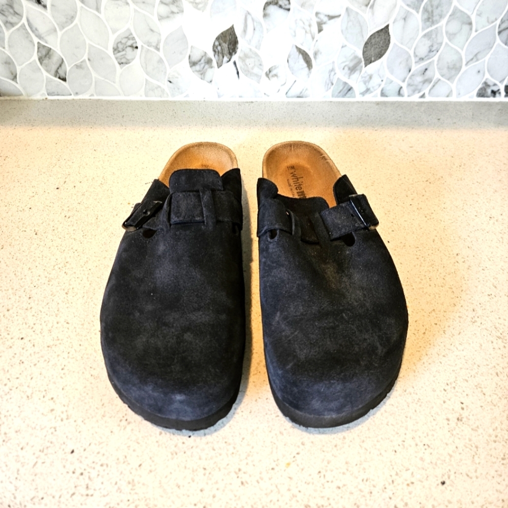 White Mountain Navy Clogs Women Size 11